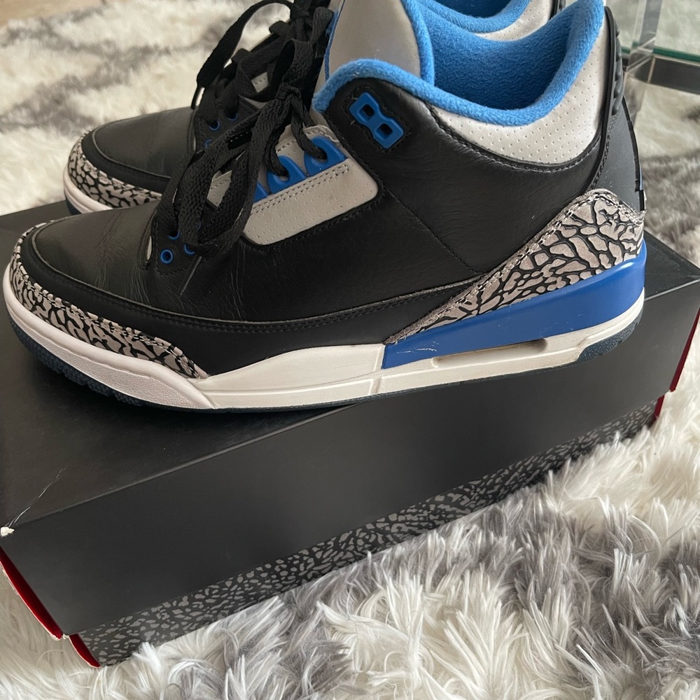 Air Jordan - Picture 5 of 6